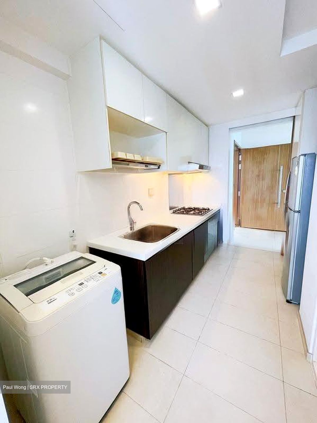 Waterfront Waves (D16), Condominium #627229911